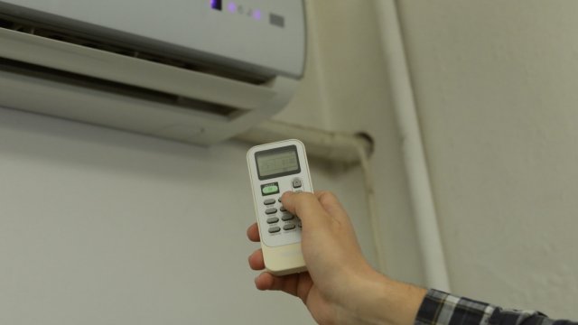 Оперативните данни от диспечерския център на Електроразпределение Юг част от