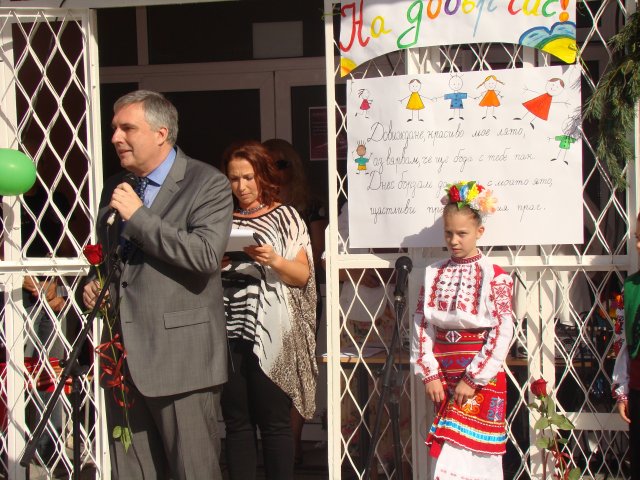 Над 1 млн. лв. за ремонт на училища в страната за 2015 задели МТСП