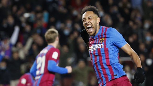 Барселона стигна до измъчена победа с 1 0 срещу Севиля в