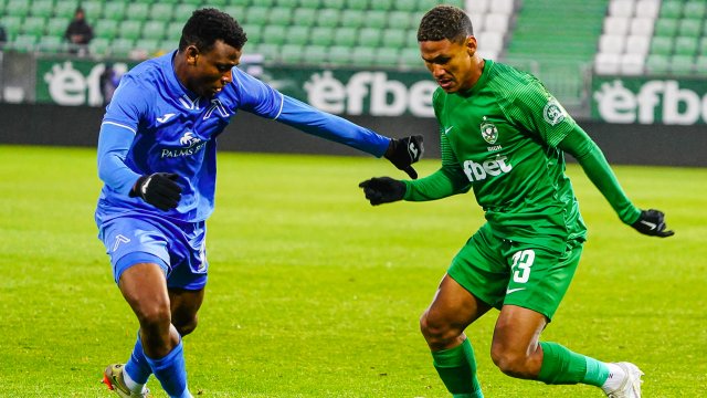 Левски записа исторически антирекорд След загубата от Славия сините изравниха този