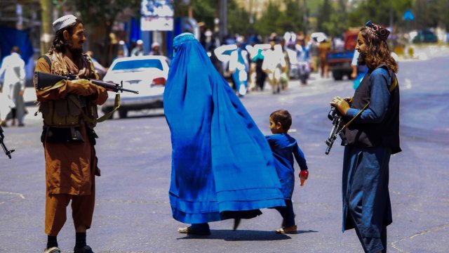 Ръководството на радикалните талибани които завзеха властта в Афганистан нареди