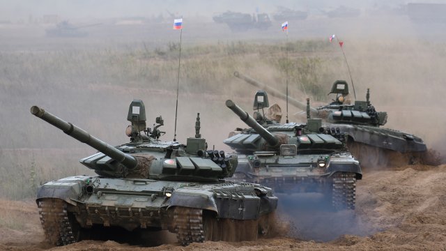 В четвъртък Кремъл заяви че е изпратил изтребители за прихващане