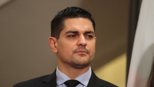 Утре ще отнемем лиценза на една федерация Ще го обявим