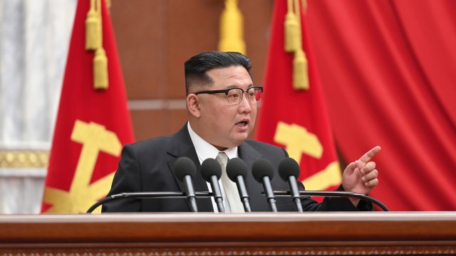 Проведена от севернокорейския лидер Ким Чен Ун чистка е засегнала