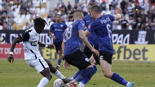 Локо Пд победи Черно море с 3 0 в един от