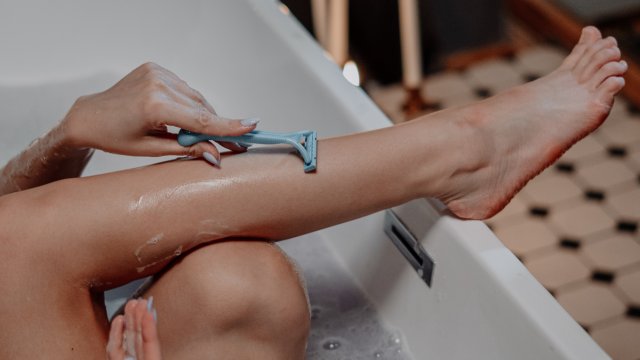 Бръсненето е един от най бързите и ефективни начини да премахнете