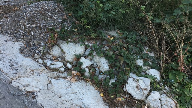 Поредният сигнал за замърсяване и безразборно изхвърляне на строителни отпадъци