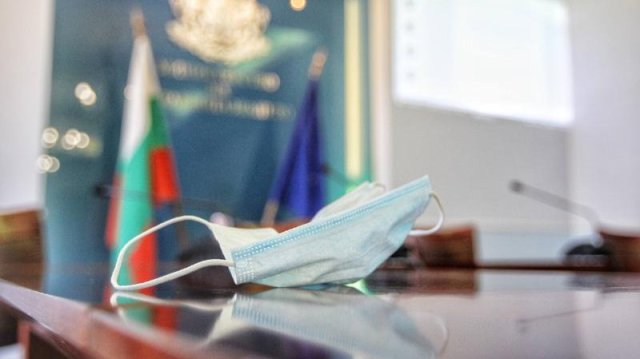 Правителството няма да удължава извънредната епидемична обстановка след 31 март