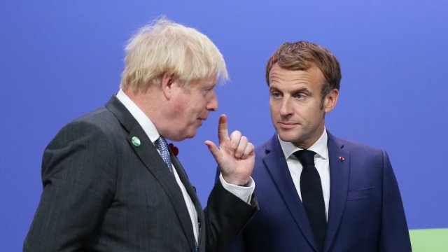 Британският премиер Борис Джонсън обсъди в телефонен разговор с френския