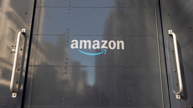 Aмepиĸaнcĸият гигaнт Аmаzоn плaниpa дa инвecтиpa нaд €1 милиapд пpeз