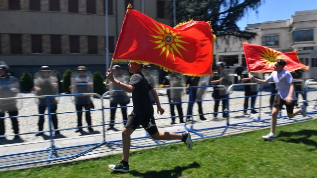 Във ВМРО ДПМНЕ в Северна Македония има депутати които ще подкрепят