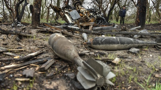 Руските удари срещу източния украински град Бахмут убиха най малко