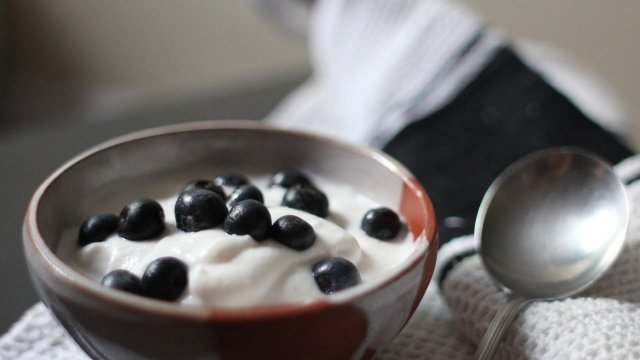 Често срещано е схващането че похапването късно през нощта особено