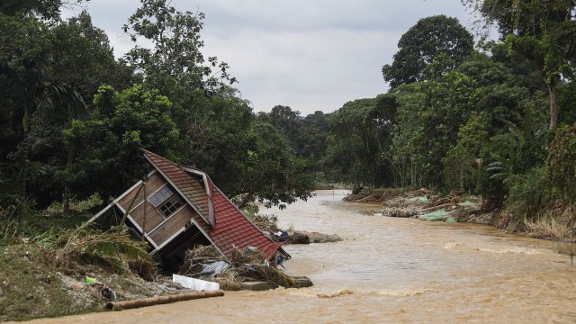 Десет от най разрушителните климатични събития през тази година са стрували
