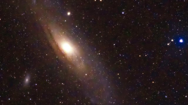 Неутронна звезда се върти около оста си и прави 716 оборота в секунда.