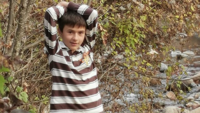 Повече от седмица продължава издирването на 12 годишния Александър от Перник
