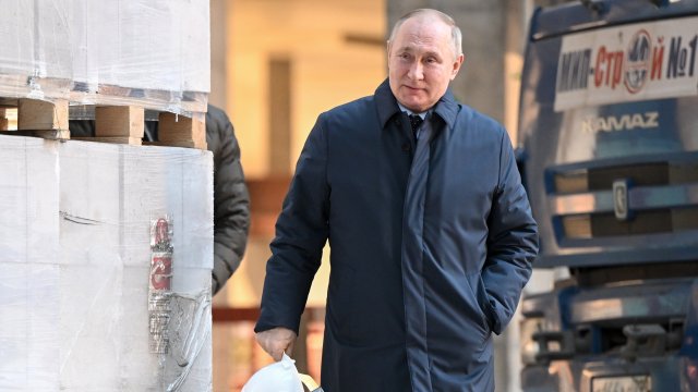 Като "изключително необичайна" определят изследователи походката на руския президент Владимир