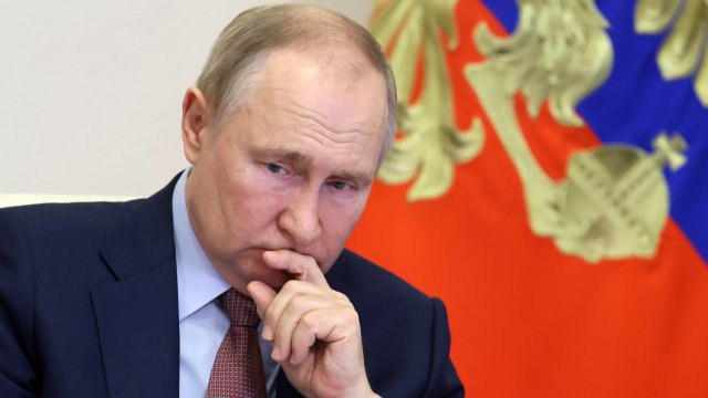 Възстановяването на руските акции изглежда далеч след като санкциите предизвикаха