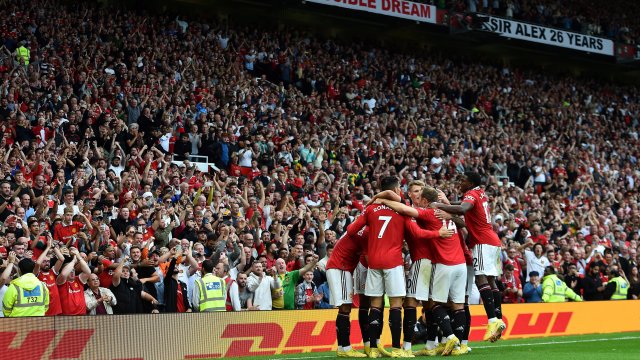 По всяка вероятност футболните мачове във Великобритания ще бъдат отложени