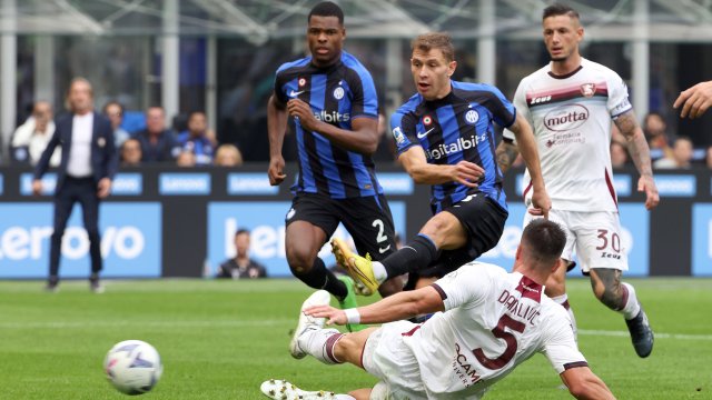 Интер взе втора поредна победа в Серия А, като се