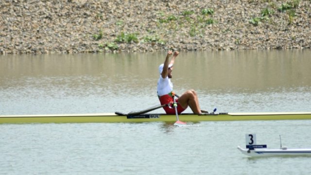 Емил Нейков спечели бронзов медал на световното по гребане за