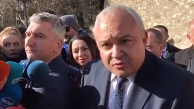 Вътрешният министър Иван Демерджиев заяви че още в понеделник ще