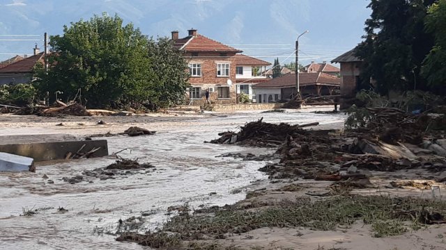 В карловските села Богдан и Каравелово - най-засегнати от прииждането