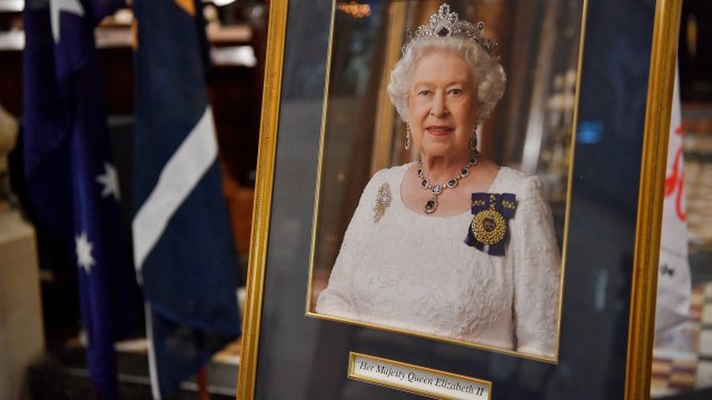 На 96 годишната възраст почина кралицата на Великобритания Кралица Елизабет Втора