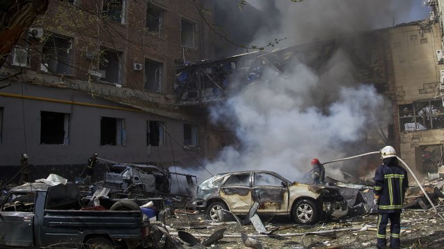 Възрастна жена оцеляла след нацистката окупация на Мариупол през Втората