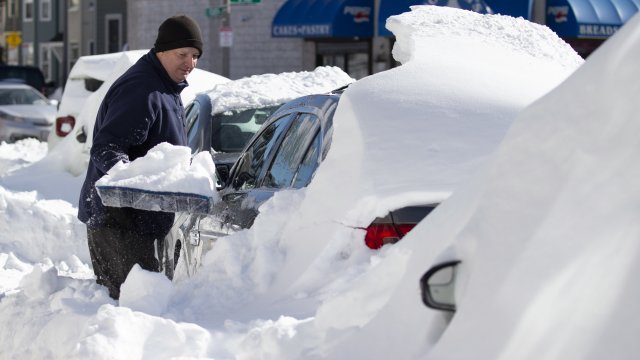 Повече от 1400 полета бяха отменени вчера в САЩ след
