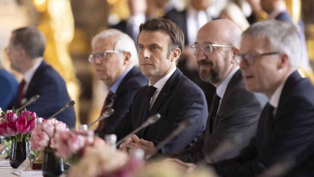 Европейският съюз ще отпусне допълнителна финансова подкрепа за Украйна и