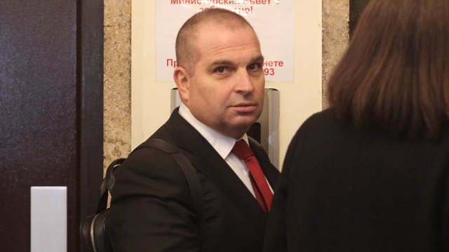 На въпросите на депутатите днес ще отговаря министърът на регионалното