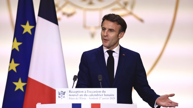 Президентът на Франция Еманюел Макрон заяви че ще продължи да