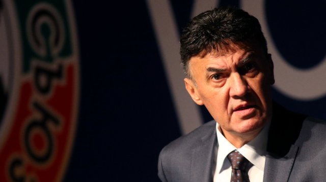 Президентът на БФС Борислав Михайлов заяви че няма да позволи