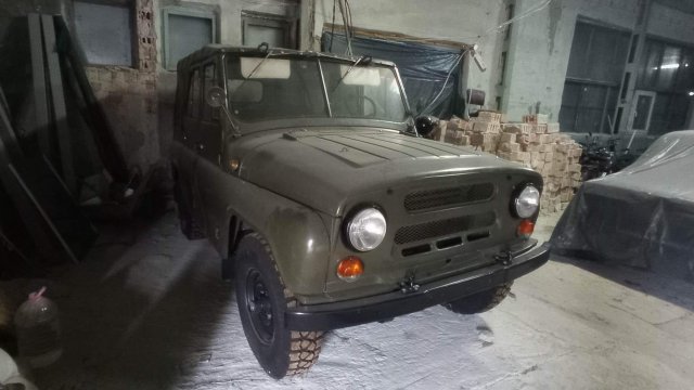 Ретро музеят във Варна продава автомобили от времената на социализма