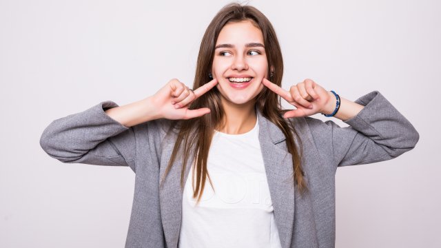 Белотата на зъбите е нещо което всеки желае Белите зъби