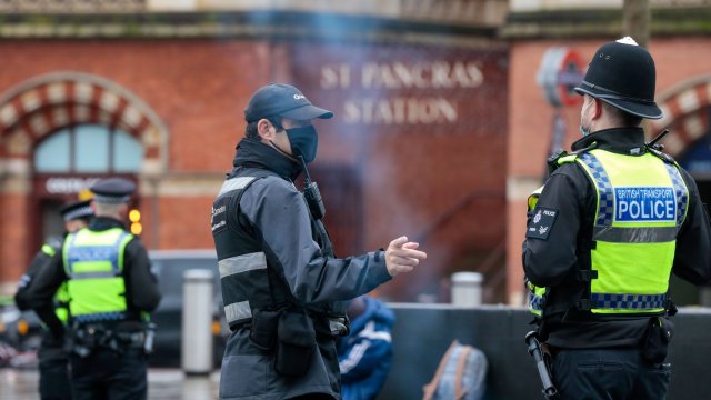 Бившият лондонски полицай Дейвид Карик признал десетки изнасилвания и сексуални