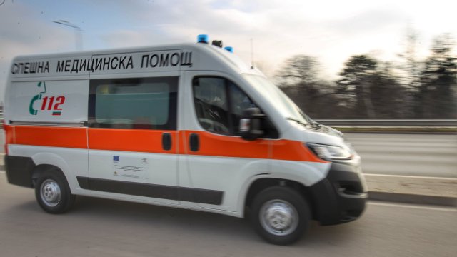 7-годишно момиче загина при катастрофа в Старозагорско, шофьорът е бил