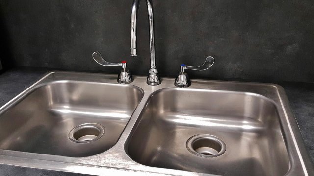 Водата във Варна поскъпва с над 1 лев от 1