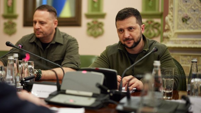 Първоначалните планове предвиждаха Украйна да стане неутрална да има формата