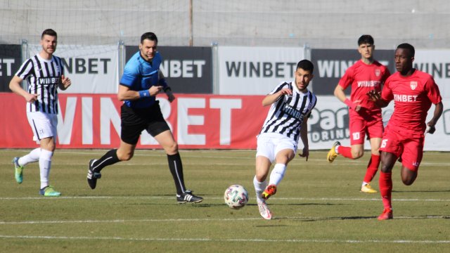 Отборът на Локомотив Пловдив победи с 1 0 гостуващия Царско село