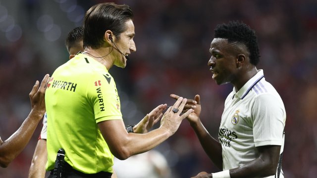 Ла Лига осъди расистките обиди към футболиста на Реал Мадрид