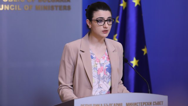 Началникът на политическия кабинет на правителството на Кирил Петков Лена