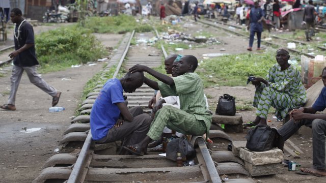 Уганда, Танзания, Кения: редица африкански държави инвестират в големи железопътни