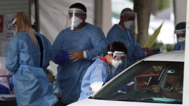 Австралия вероятно се доближава до пика на вълната от разпространение