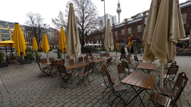 Германия регистрира 126 955 нови случая на заразяване с коронавирус