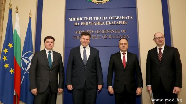 В министерството на отбраната се проведe срещa на министър Драгомир Заков