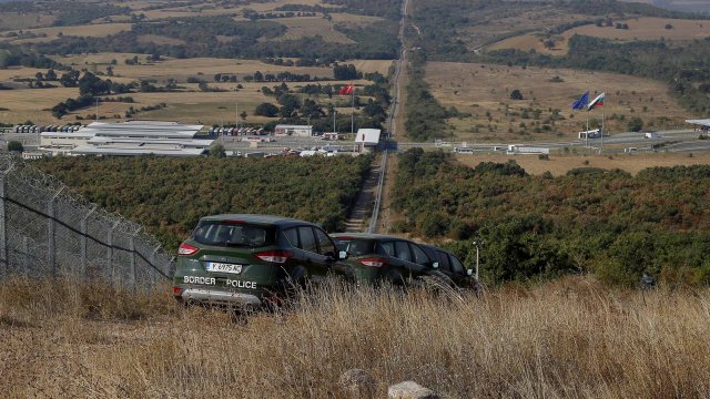 Охраната на българо турската граница е подсилена с военнослужещи като до
