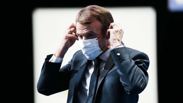 Във Франция здравният пропуск доказателство за ваксинация удостоверение за