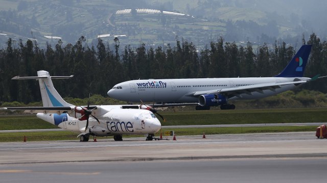 Европейската комисия съобщи че добавя 20 руски авиокомпании в списъка